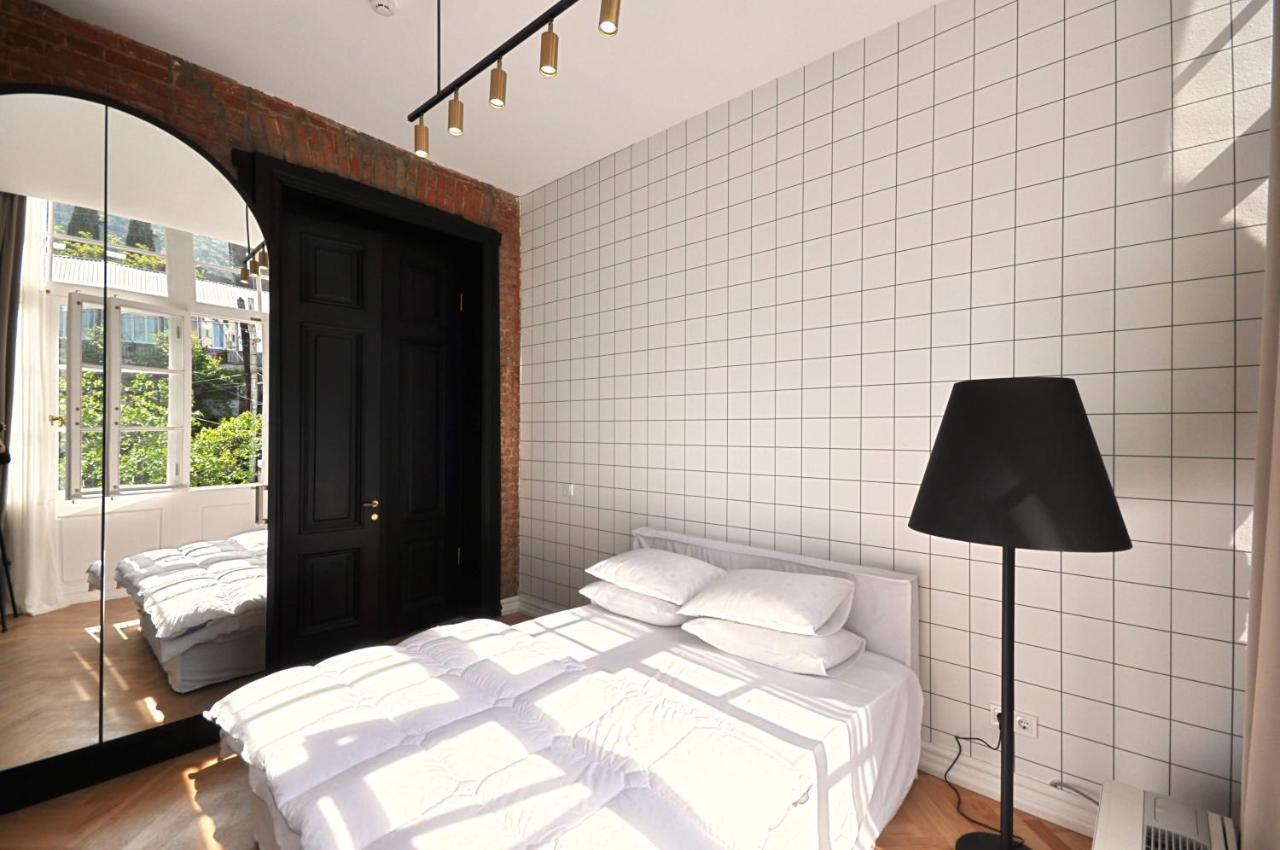 The 10 Hotel Tbilisi Luaran gambar