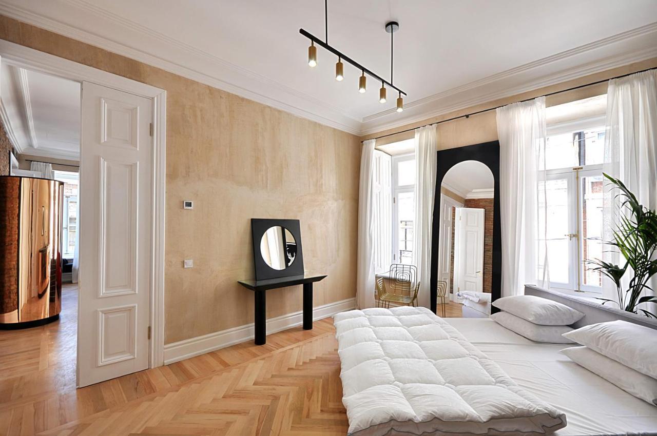 The 10 Hotel Tbilisi Luaran gambar