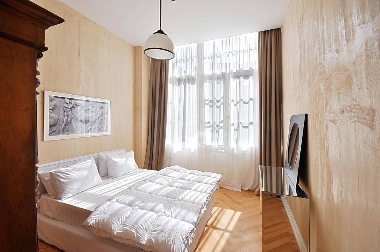 The 10 Hotel Tbilisi Luaran gambar
