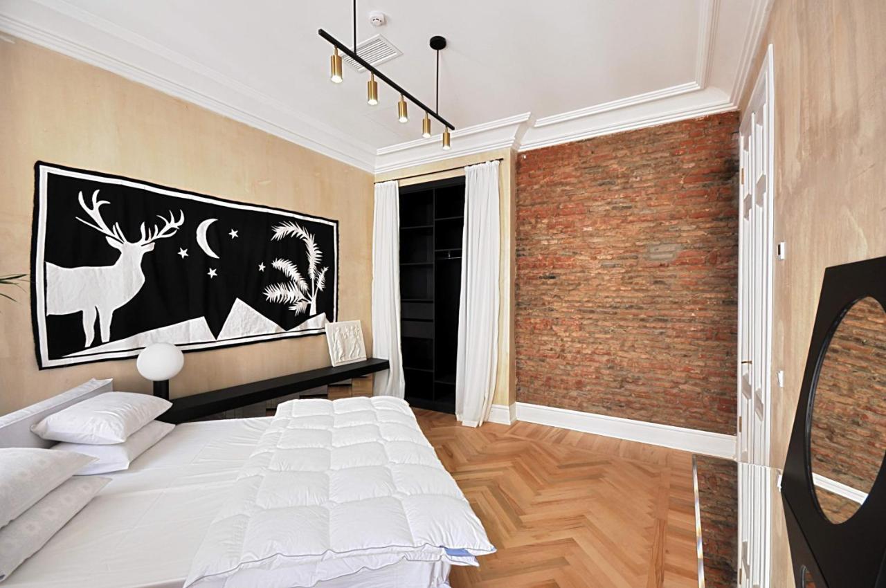 The 10 Hotel Tbilisi Luaran gambar